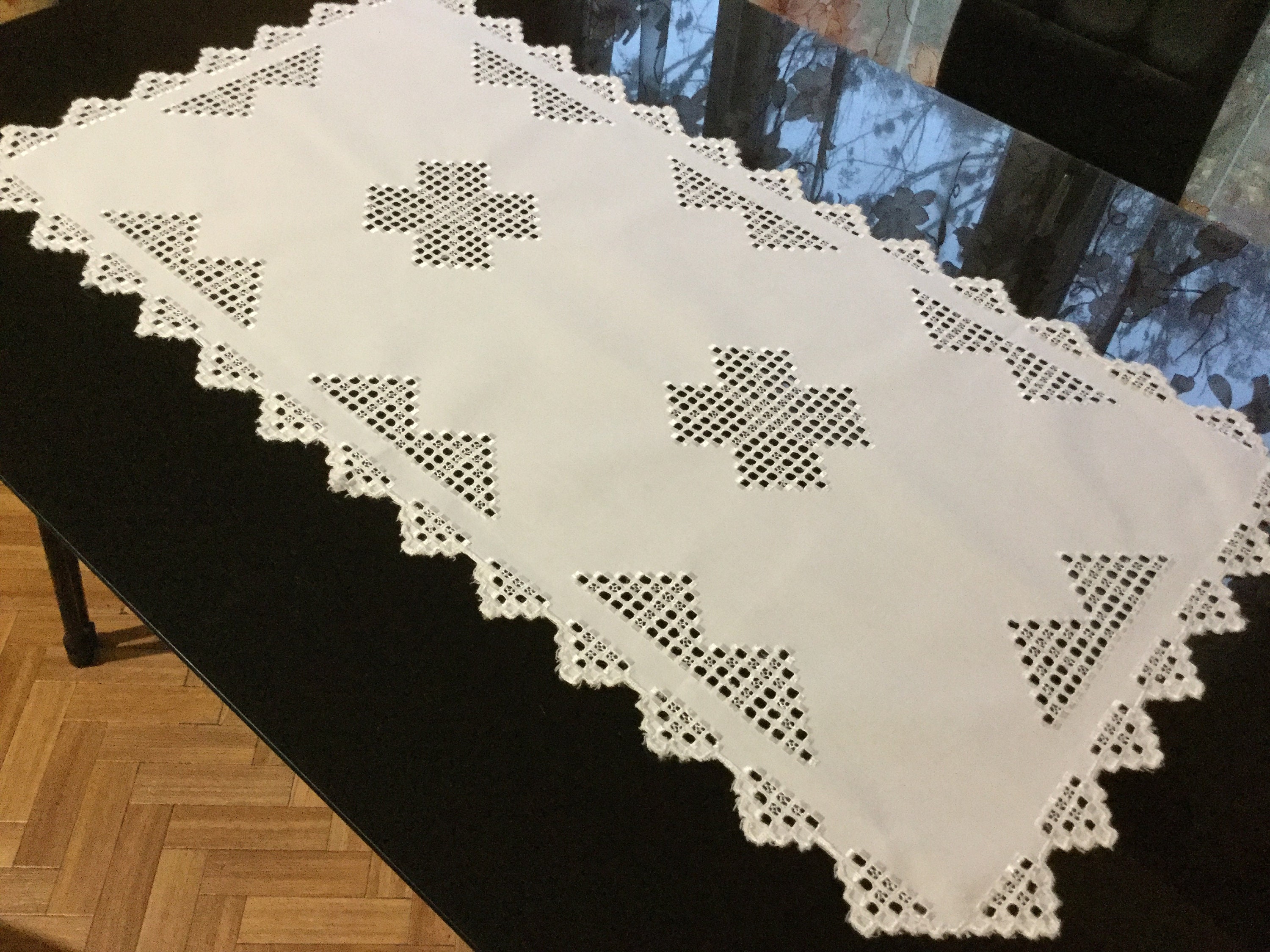 Napperon Broderie Harganger