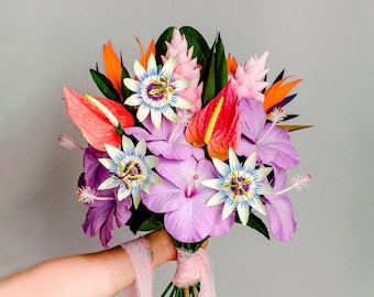 Custom tropical paper flower bouquet, beach wedding hawaii decor, fake hibiscus flower, handcrafted flower arrangement, 1st anniversary gift