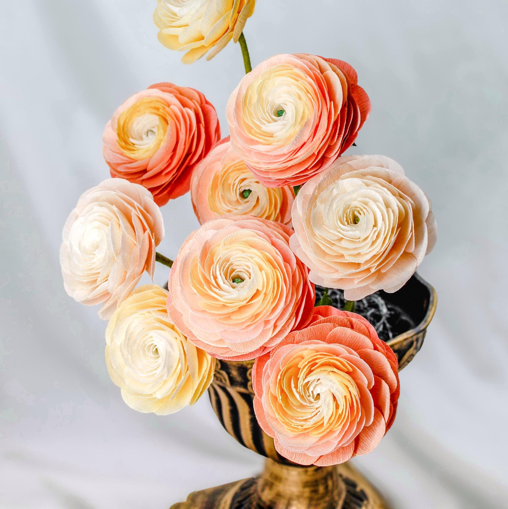 Crepe paper ranunculus flowers, realistic paper flower bouquet, flowers for wedding centerpieces, fake flower arrangements, bridal shower