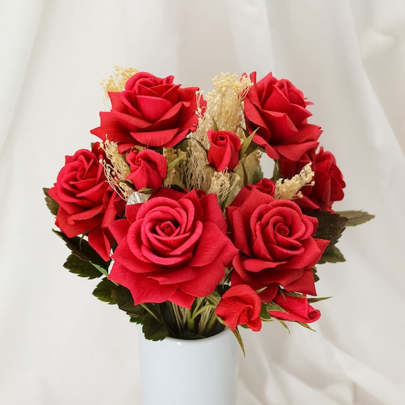 【精巧なハンドメイド】ほぼ本物！クレープペーパーで作ったバラの花束（直径50cm・ラッピング済み） maxresdefault.jpg