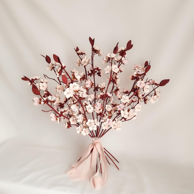 Tallos de flores de cerezo de papel, flores de sakura hechas a mano, ramo de flores de cerezo, flores de primavera de papel crepé decoración imagen 10