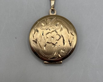Vintage 12k Gold Filled Engraved Round Locket Pendant Necklace with Flower Detail
