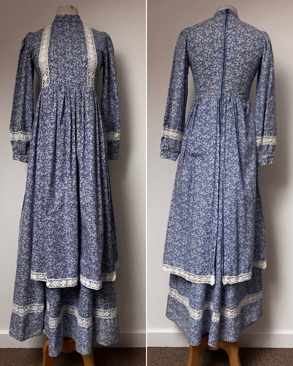 1970s LAURA ASHLEY Apron Dress, Dyers and Printer… - image 2