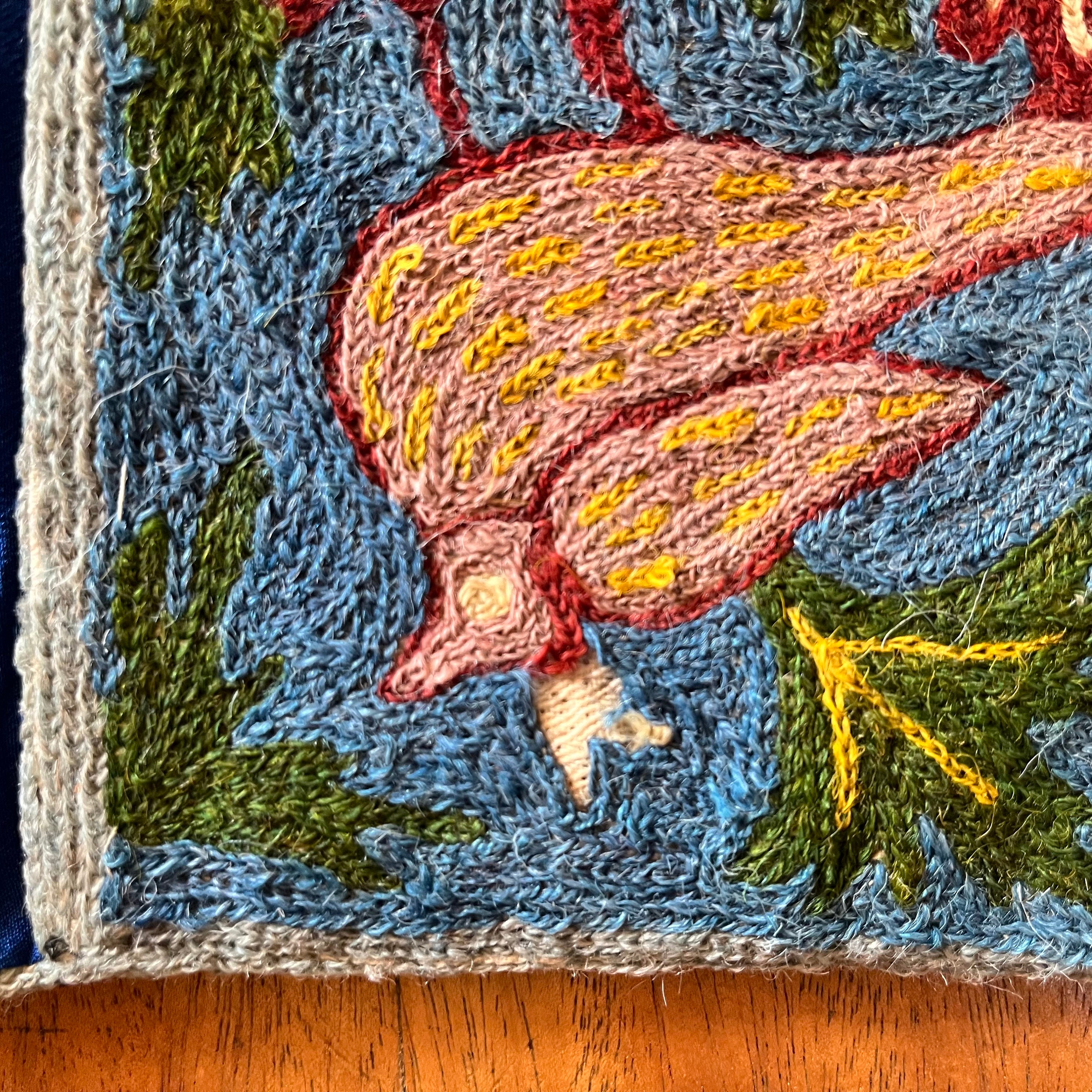 Sac à Tricoter Mural Vintage – Broderie Crewel Encadrée – Décoration Chalet 5x7