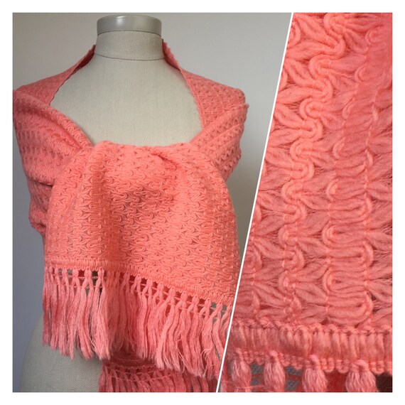 UNWORN 50s wrap, 50s Stole, 50s scarf, 50s coral s