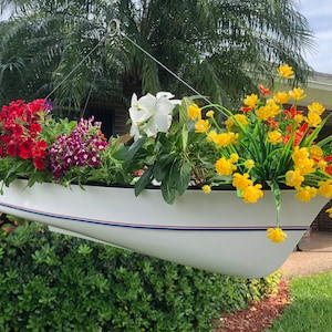 Hanging Nautical Planter, Fiberglass and Gelcoat, no wood, will never rot, no need for paint