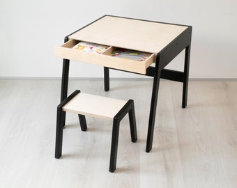 modern kid table and chairs