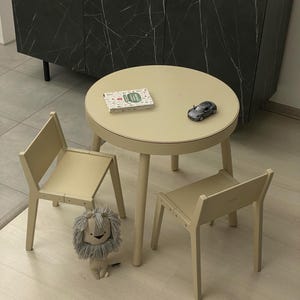 Mesa redonda de actividades Montessori para niños con borde elevado – Mesa de juego y aprendizaje de madera para niños pequeños T D-60