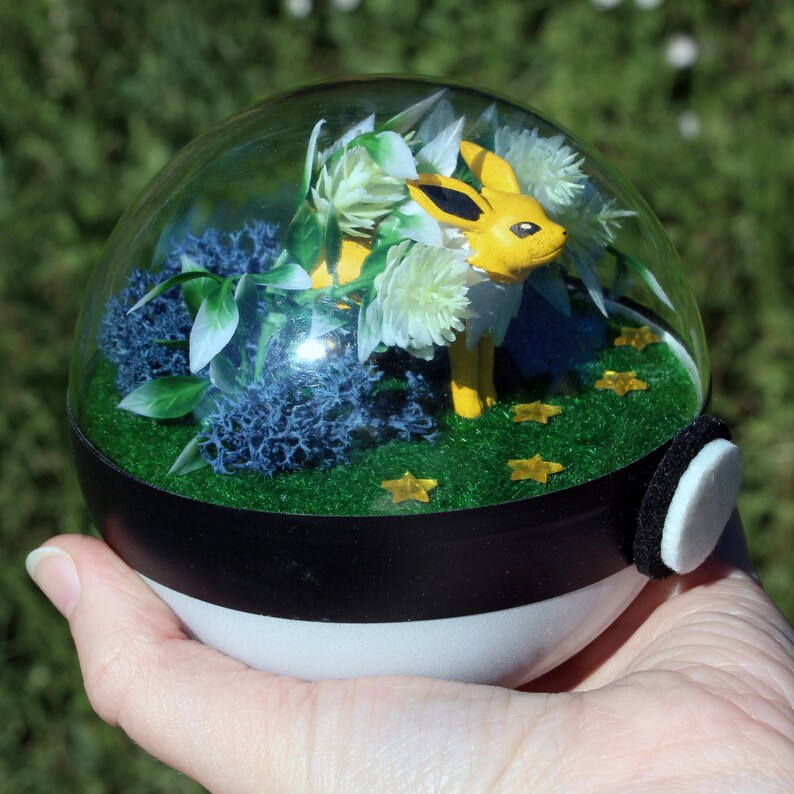 Jolteon pokemon terrarium/pokeball | Etsy