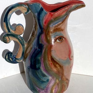 Pichet à eau en céramique fantaisiste