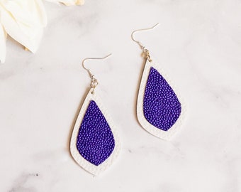 Blauwe traanoorbellen, marineblauwe hangoorbellen, blauwe handgemaakte unieke oorbellen, funky statement-oorbellen