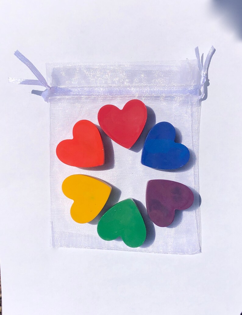 Rainbow Heart Crayon Set