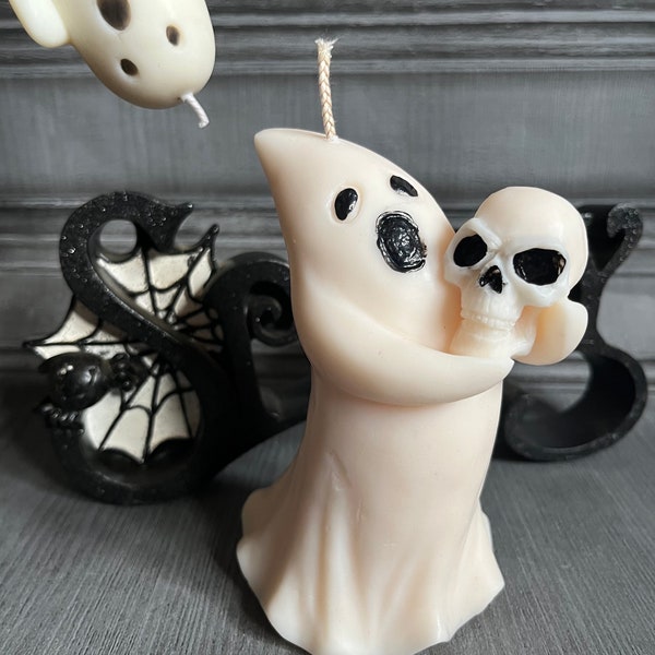 Ghost and skull candle, Spooky candle, Gothic home, Decorative candle, Halloween candle, Gothic gifts, October candle