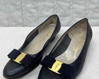 SALVATORE FERRAGAMO PUMPS