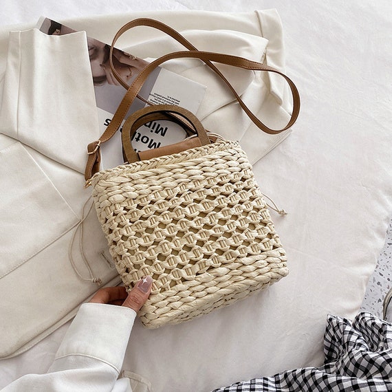 Straw Bags Summer 2023 Women Tote Bags Designer Handbags PurseS Weave  Drawstring Closure Wooden Handle Beach Shoulder Bag