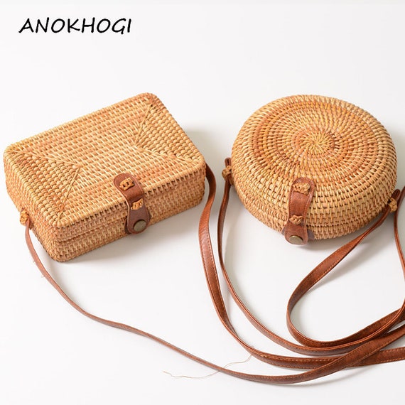 white rattan bag round