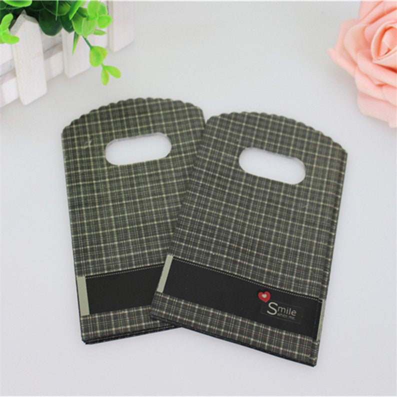 Hot Sale New Design Wholesale 50pcslot 9*15cm High Quality Luxury European Style Small Jewelry Gift Packaging Bags