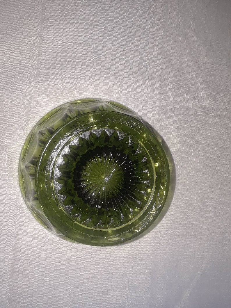 Download Early American Pressed Glass Green Bowl Dining Serving Home Living Safarni Org