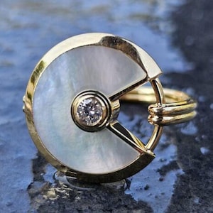 Amulette De Cartier Ring Mother of Pearl Diamond 18k Yellow Gold Sz 55 Box Cert