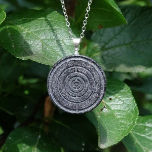 Amuleto protector 5G, elaborado a mano con amor para armonizar el sistema energético.