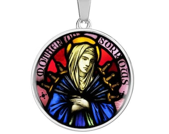 Collar con colgante de la Virgen de los Siete Dolores, joyería católica