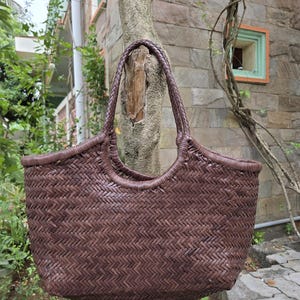 Borsa a tracolla da donna in vera pelle intrecciata a mano - MONALISA - Cacao