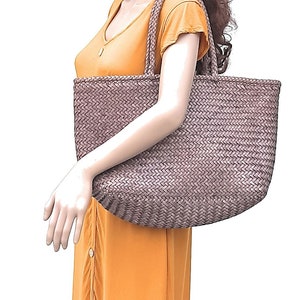 ALTICA Genuine Leather Hand Woven Crosshatch textured Ladies Tote Bag DIACROSS Light Grey image 7