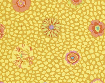 Kaffe Fassett Collective - Free Spirit Fabrics - Design by Kaffe Fassett - GP59.GOLDX - Guinea Flower - Gold