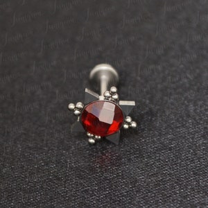 Lip piercing stud. Philtrum jewelry. Surgical steel labret stud. Medusa piercing jewelry. Monroe lip ring. Flat back earring gold.