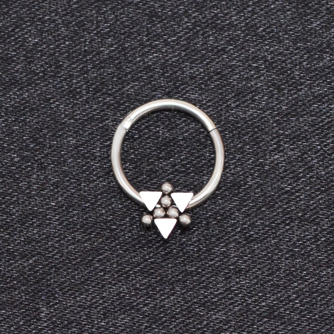 Agrewd Piercing Septum 16G – Anneau Lotos Ornement Zircons – Acier Chirurgical 316L (8 Mm)