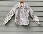 Side Kick brand 70s ladies western shirt, size Small, great floral print and contrasting piping white pearl buttons not snaps, great collar
