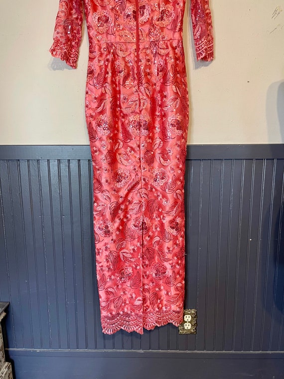 Vintage cranberry sequin beaded dress.  no labels… - image 4