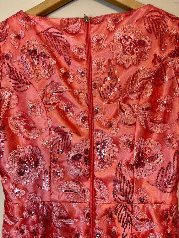 Vintage cranberry sequin beaded dress.  no labels… - image 6