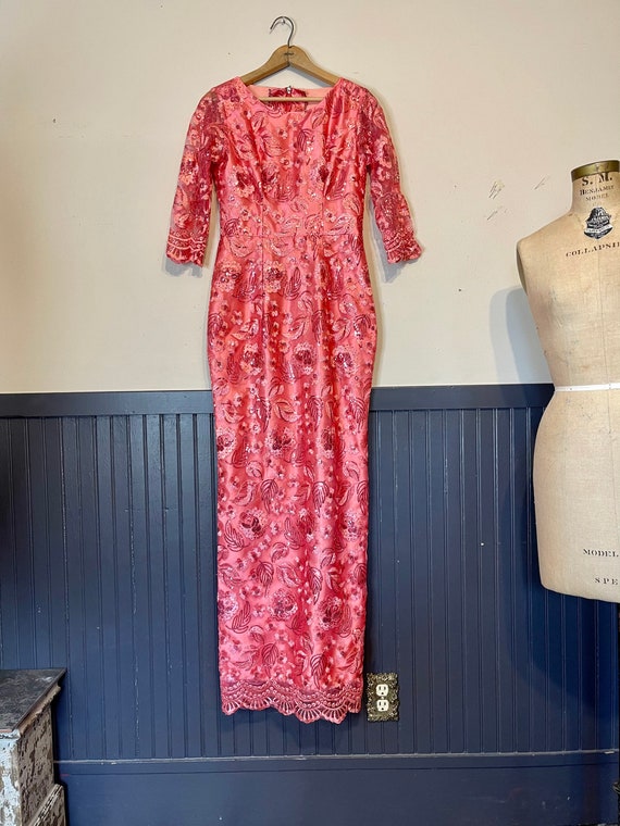 Vintage cranberry sequin beaded dress.  no labels… - image 1