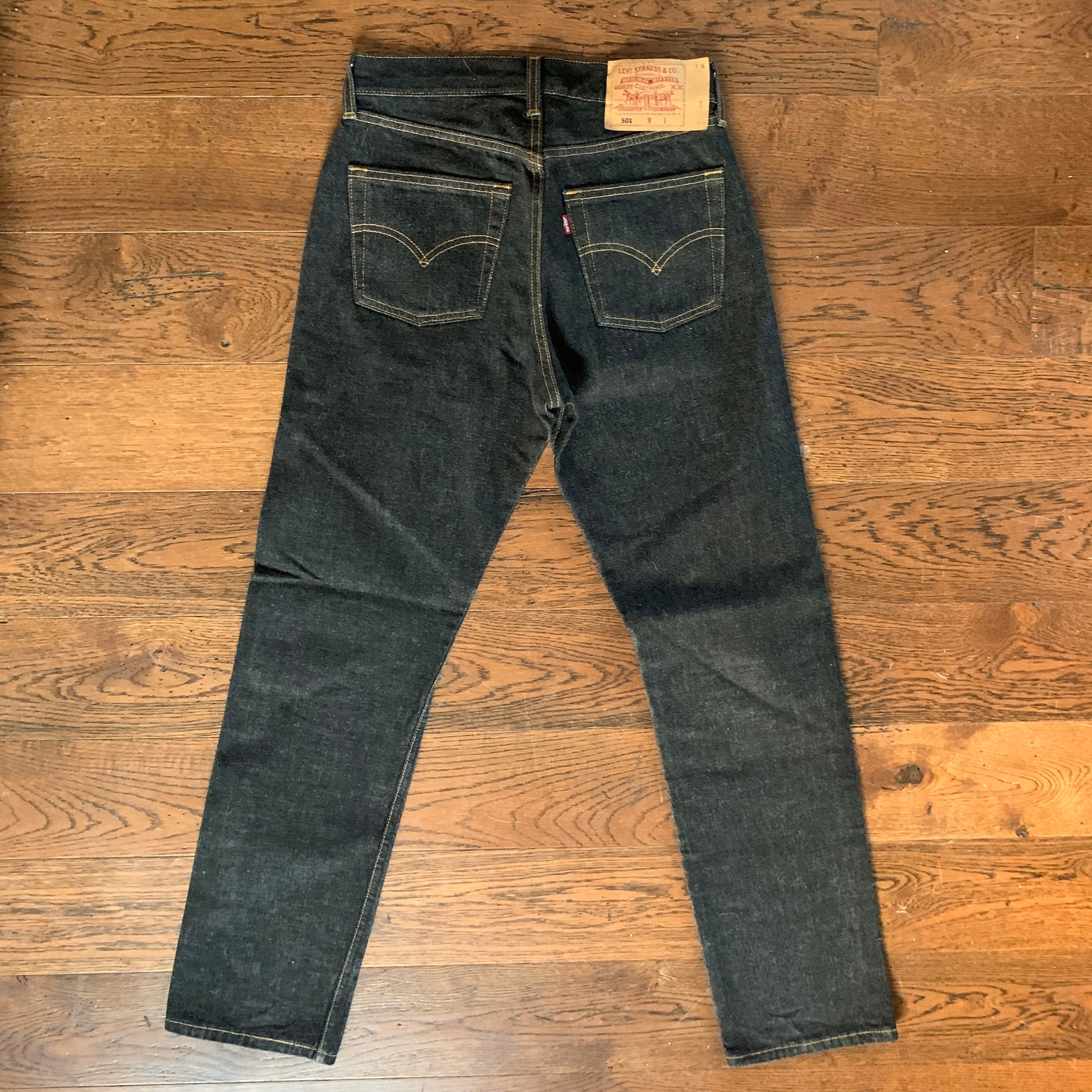 womens black 501 levis
