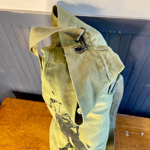 Vintage Army duffel bag, USA canvas shoulder bag … - image 8