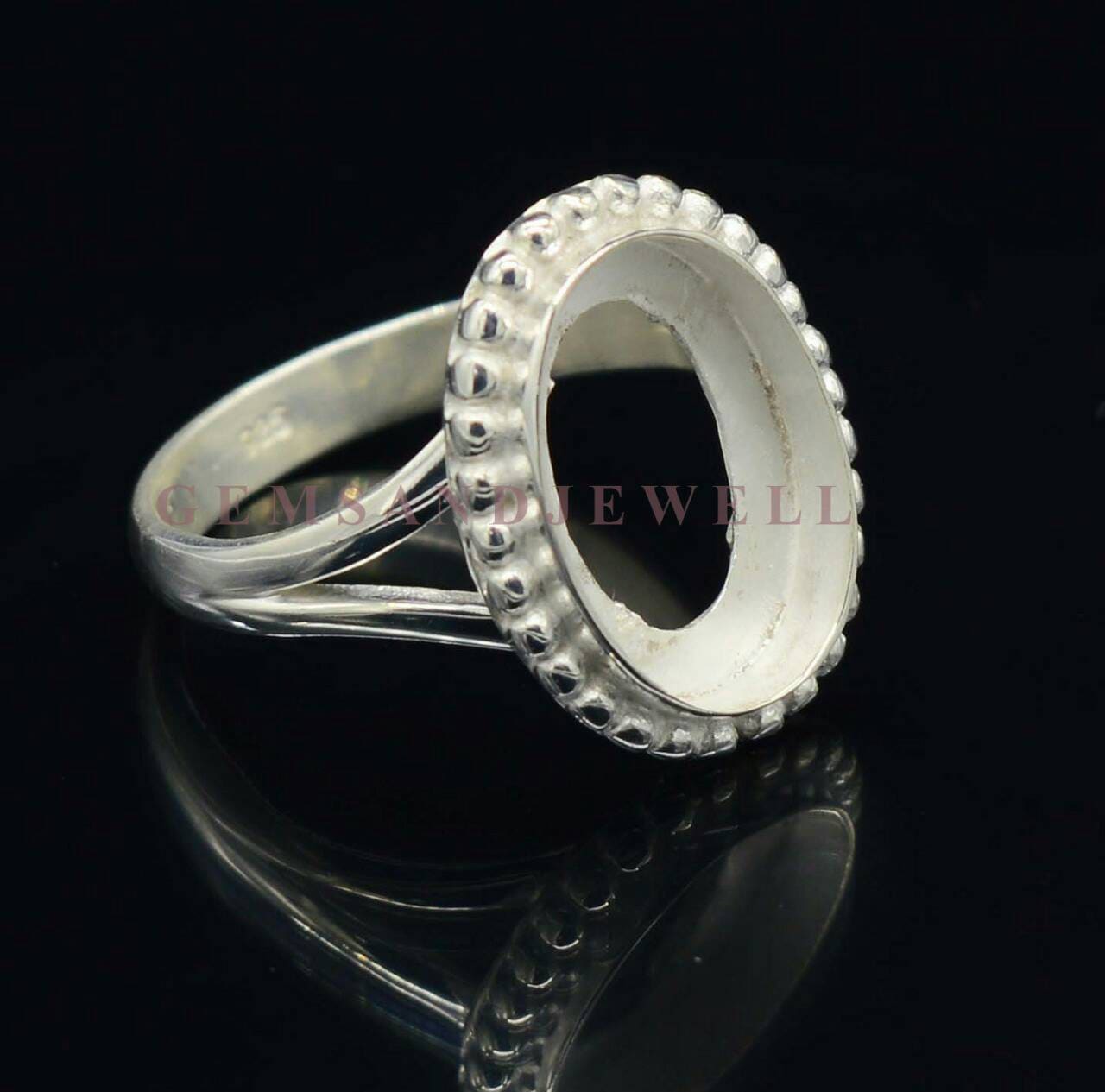 •HEMIMORPHITE - OVAL• split band silver ring (size 8)
