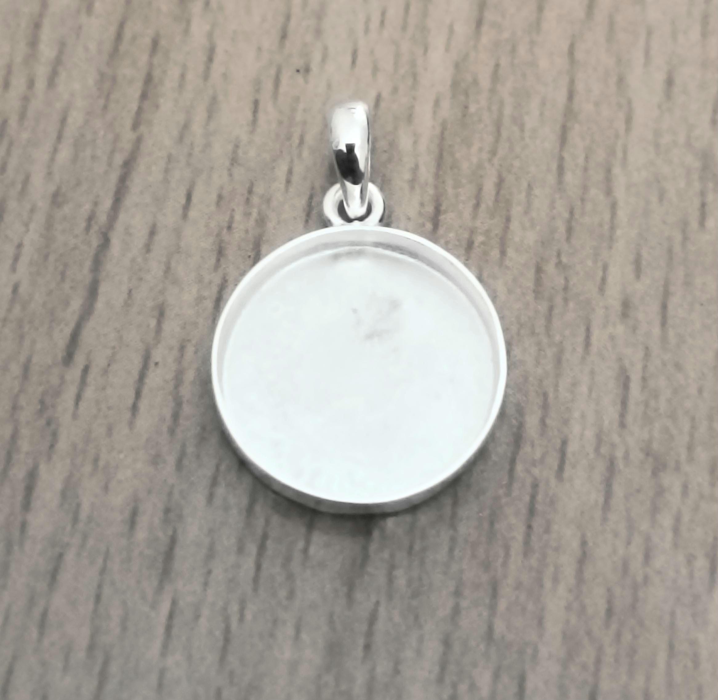 925スターリングシルバーラウンドベゼルカップブランクペンダントコレット3 mm- 30 mmラウンドカボションジェムストーン、裏側クローズラウンドベゼル、母乳セッティング