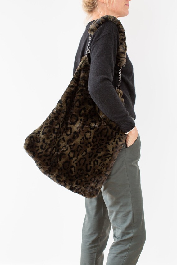 large green tote bag