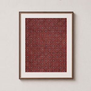Donkerrode batikprint, bordeauxrode textielmuurkunst, vintage Indonesisch decor