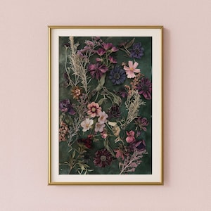 Dunkelgrüne botanische Wandkunst, herunterladbare gepresste Blumenkunst, rosa lila getrocknete Blumen Blumendruck, druckbares Naturapothekerplakat
