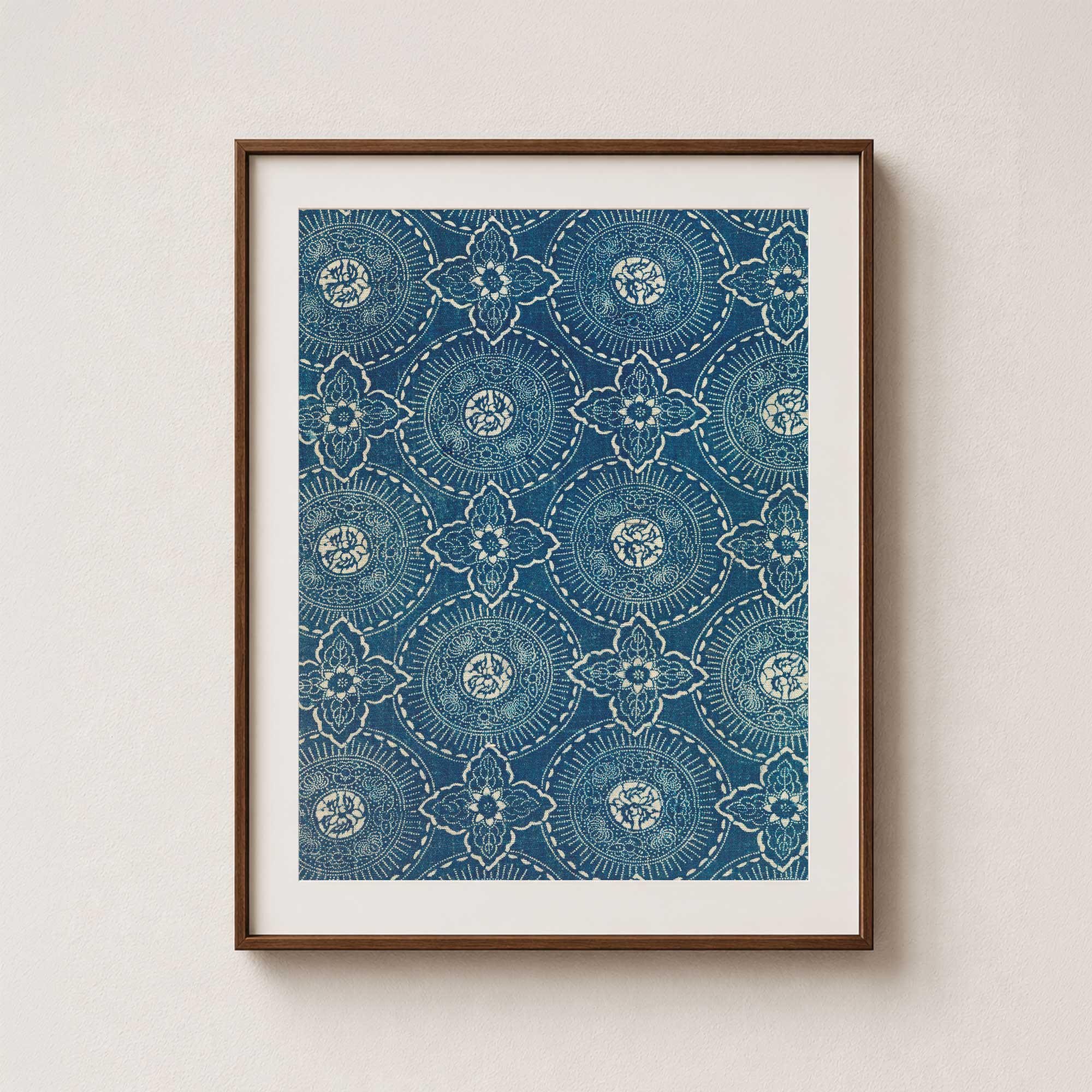 1/1000  斎藤製作所   愛宕 Japanese Katazome Sunburst – Indigo Textile Wall Art Print – Deep