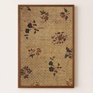 Javanesisk Isen Blommor – Indonesisk Batik Textil Väggkonsttryck – Beige & Mörkbrun