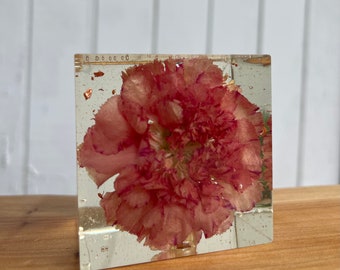 Dried flower in resin, decorative, paper weight, office decor, office accessories, ornaments and accents, home decor