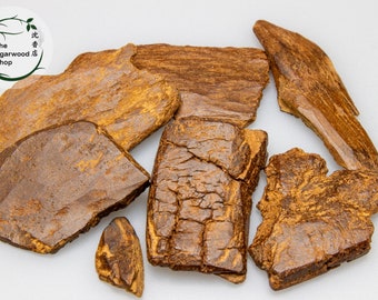 Sinking Grade Vintage Natural Red Soil Agarwood Chips from HuiAn Region (Collector's Grade)