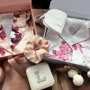 Regalo per la donna che ha tutto, regalo personalizzato per lei, scatola regalo per le donne, regalo di compleanno per la migliore amica, regalo per la sorella, regalo di Natale
