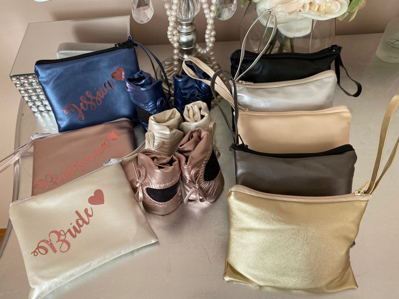 bridesmaid gift slippers