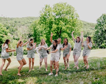 Sage Green Wedding Shoot Jammies, Silky Satin Bridesmaid Pajama Set, Bridesmaid Gift, Bridesmaid Pyjamas, Maid of Honour Gift, Gift for Her