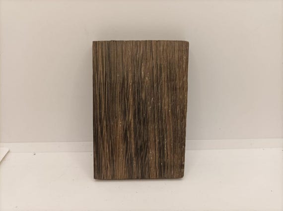 ボグオークのモルタ、木材旋盤加工（70×12×110mm）1000～5800年前の 