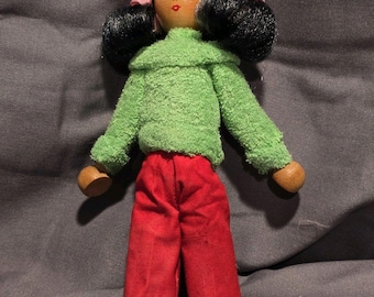 Peg Doll Poland Mid Century Wooden Jointed VTG Lt Brown skin Smartly Dressed 7